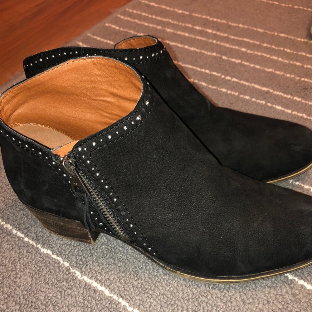 Lucky Brand Black Booties with small studs, Size 8